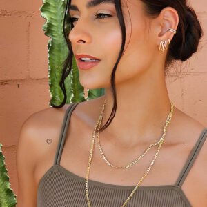 BRINCO MEIA ARGOLA TRIPLA COM ZIRCÔNIA BANHADO A OURO