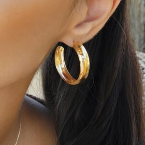 BRINCO DE ARGOLA GRANDE LISA BANHADO A OURO